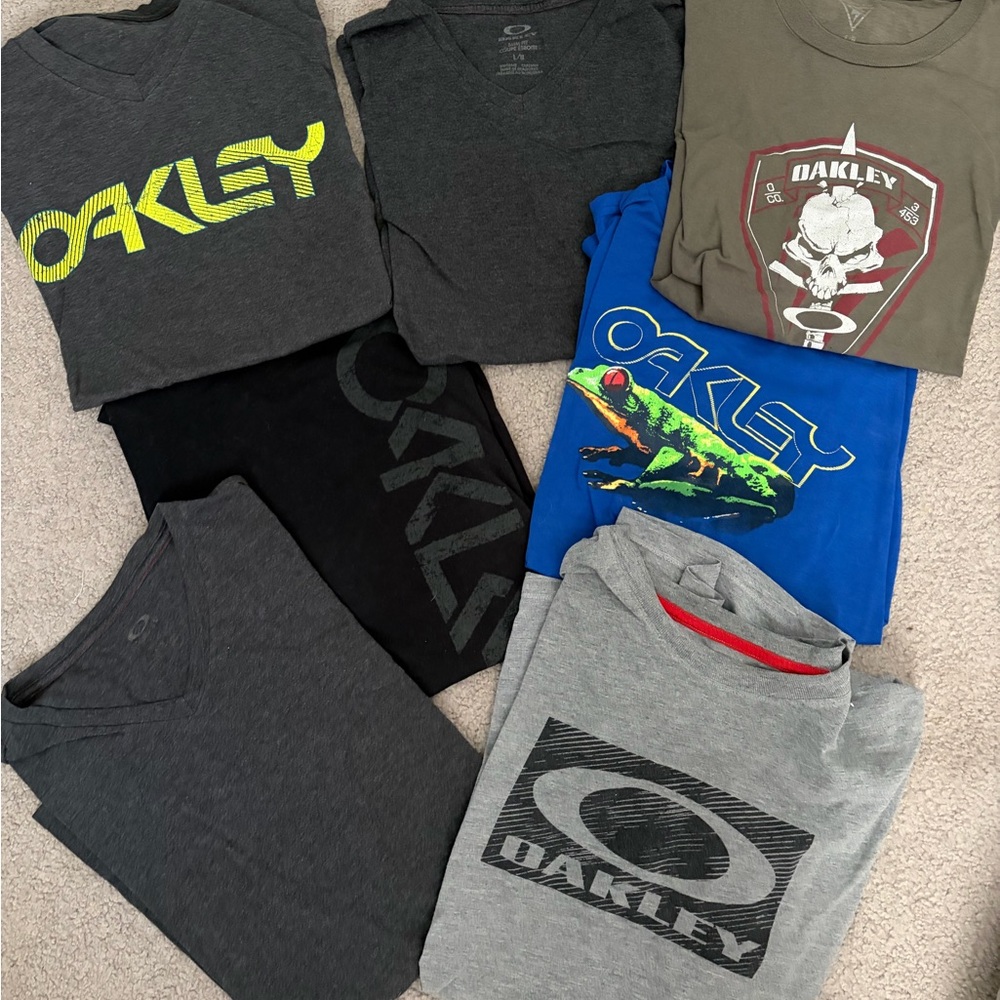LOT (6) OAKLEY men’s tshirts ALL SIZE LARGE